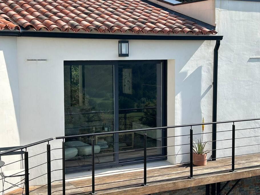 Belle Maison Contemporaine Ampus Exterior foto